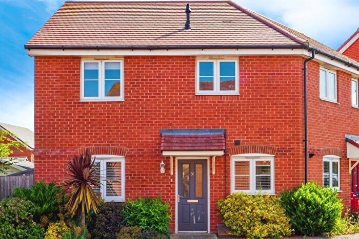 2 Bedroom Maisonette For Sale In Swift Crescent, Deal, CT14