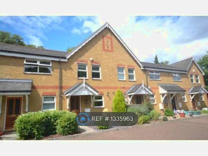 2 Bedroom Terraced House To Rent In Isleworth, Isleworth, TW7