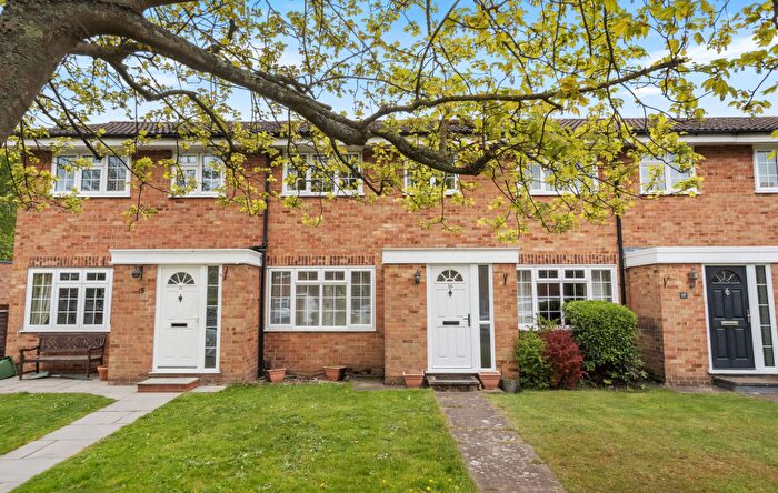 3 Bedroom Terraced House To Rent In Frampton Close, Sutton, SM2