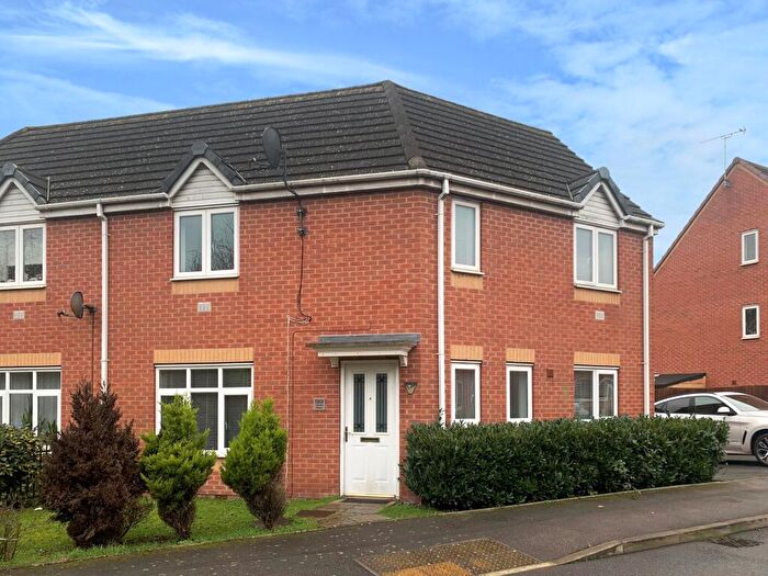 3 Bedroom Semi-Detached House For Sale In Hevea Road, Burton-On-Trent, DE13