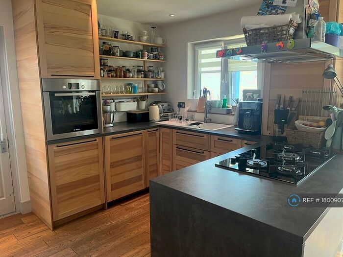 3 Bedroom End Of Terrace House To Rent In Fensome Drive, Houghton Regis, Dunstable, LU5