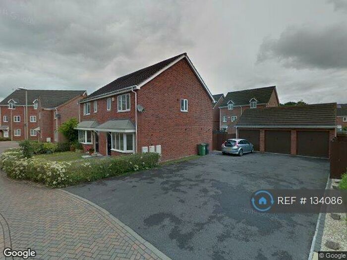 3 Bedroom Semi-Detached House To Rent In Mildenhall Way Kingsway, Quedgeley, Gloucester, GL2