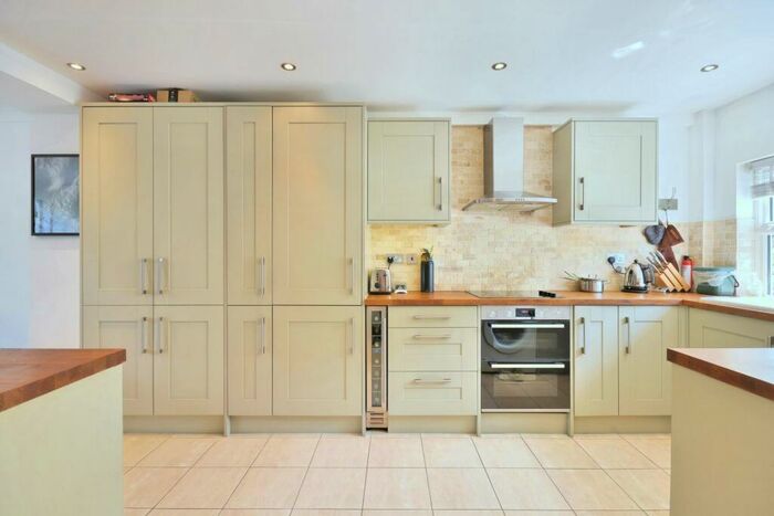 3 Bedroom House To Rent In Charles Street, Barnes, SW13