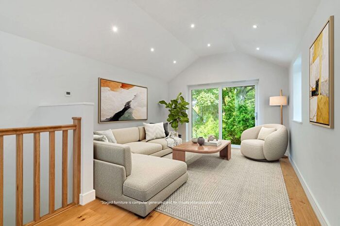 2 Bedroom Detached House For Sale In Detached House, Rosehill Place, Melvill Road, Falmouth, TR11