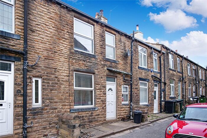1 Bedroom Terraced House For Sale In East Parade, Baildon, Shipley, West Yorkshire, BD17
