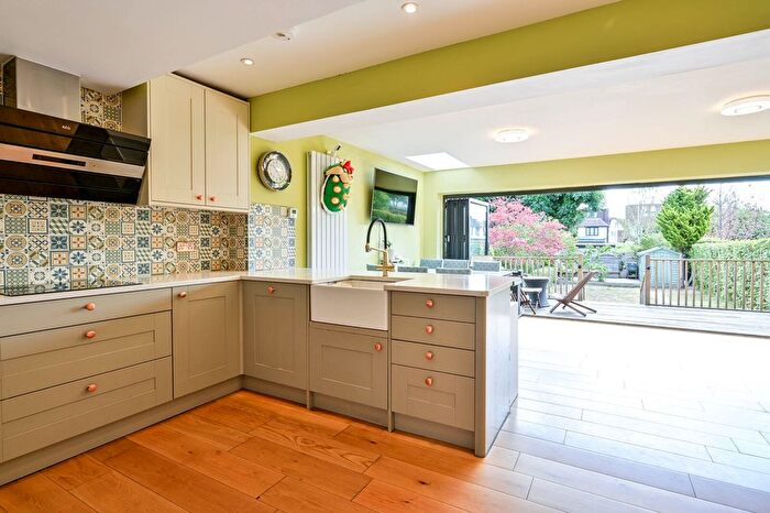 3 Bedroom Detached House For Sale In Raymond Crescent, Guildford, GU2