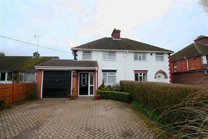 3 Bedroom Semi-Detached House To Rent In Northfield Road, Thatcham RG18