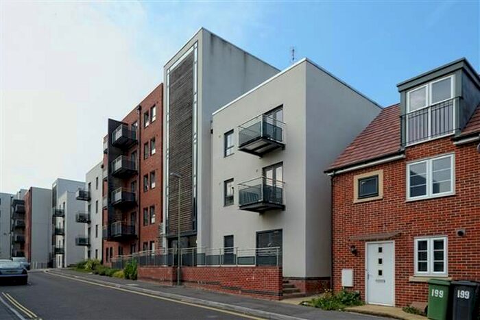 1 Bedroom Flat To Rent In Town Centre, Basingstoke, Hampshire, RG21