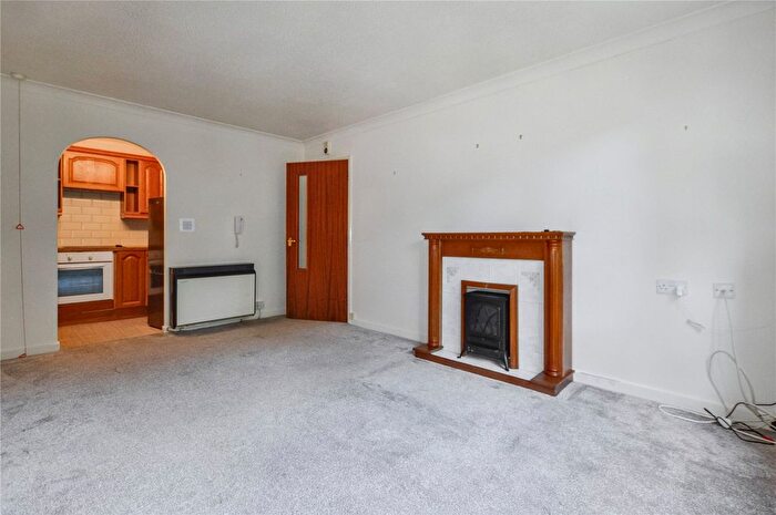 1 Bedroom Flat For Sale In Home Paddock House, Deighton Road, Wetherby, West Yorkshire, LS22