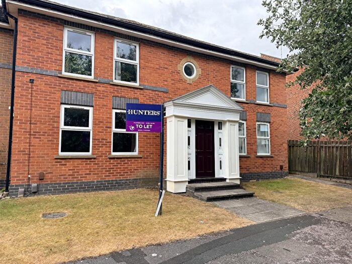 2 Bedroom Flat To Rent In Nicholas Gardens, York, YO10