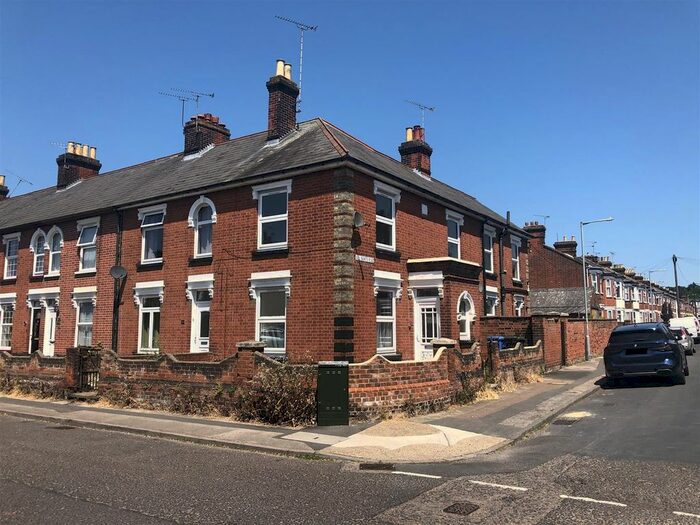 1 Bedroom Flat To Rent In Bramford Lane, Ipswich, IP1