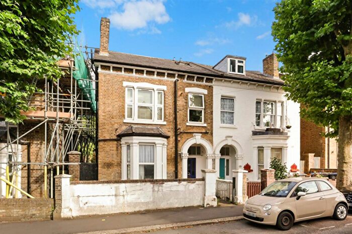 1 Bedroom Flat To Rent In St. Marys Road, London, NW10