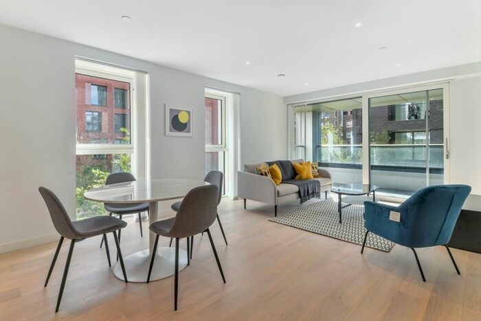 2 Bedroom Flat To Rent In Hurlock Heights, Elephant Park, Elephant &amp; Castle, SE17