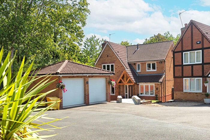 4 Bedroom Detached House For Sale In Norwich Drive, Randlay, TF3