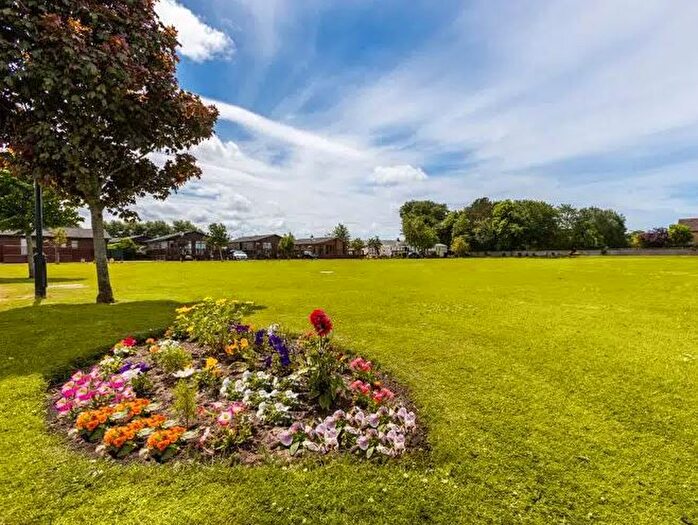 2 Bedroom Park Home For Sale In Willow Grove Park, Sandy Lane, Preesall, Poulton-Le-Fylde, FY6