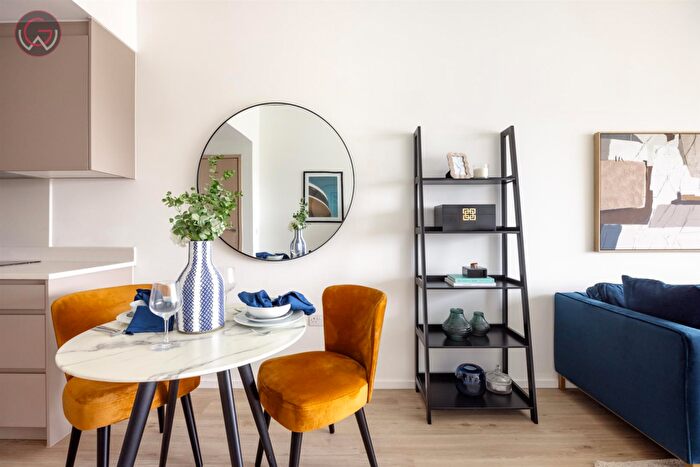 1 Bedroom Apartment To Rent In Station House, Central Milton Keynes, MK9