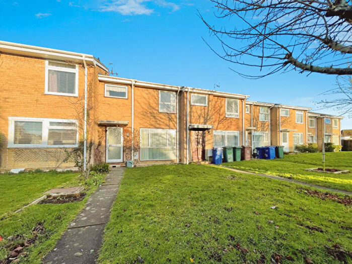 3 Bedroom Terraced House For Sale In White Way, Kidlington, OX5