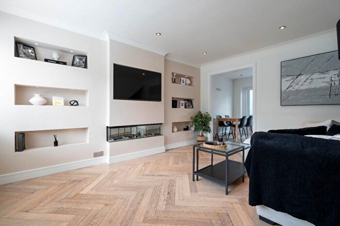 3 Bedroom Semi-Detached House For Sale In Westbury Drive, Marple, SK6