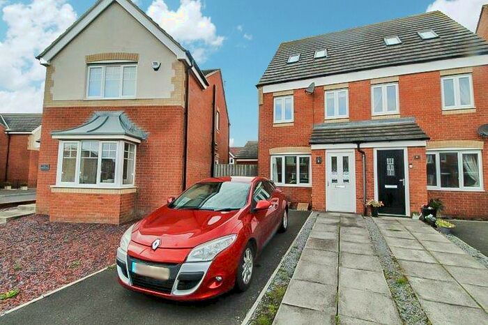 3 Bedroom Semi-Detached House To Rent In Talisman Way, Blyth NE24