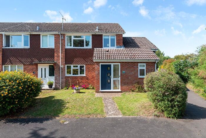 4 Bedroom End Of Terrace House For Sale In Romsey, SO51
