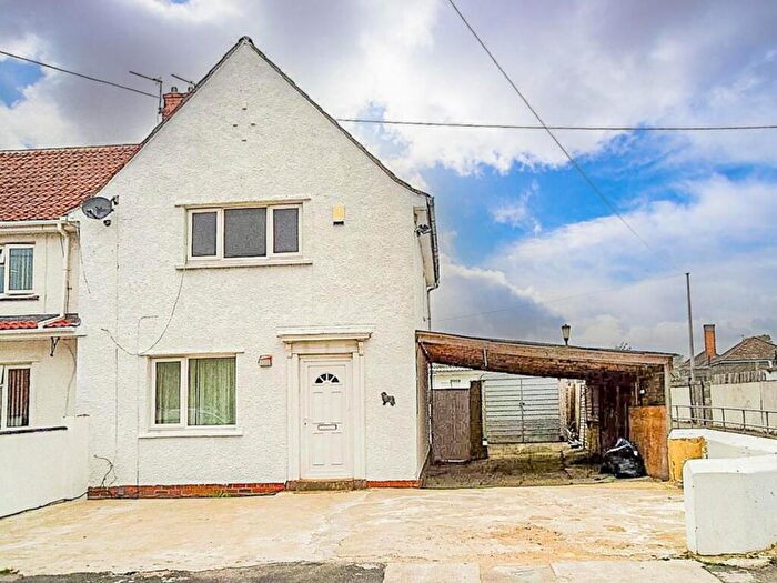3 Bedroom End Of Terrace House For Sale In Stanton Road, Southmead, Bristol, BS10