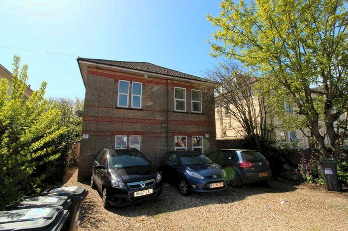 2 Bedroom Flat To Rent In Southcote Road, Bournemouth, BH1