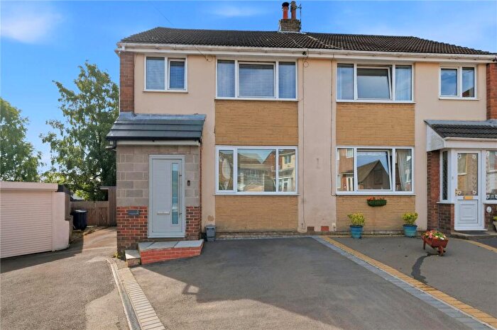 3 Bedroom Semi-Detached House For Sale In Bedford Close, Oswaldtwistle, Accrington, Lancashire, BB5