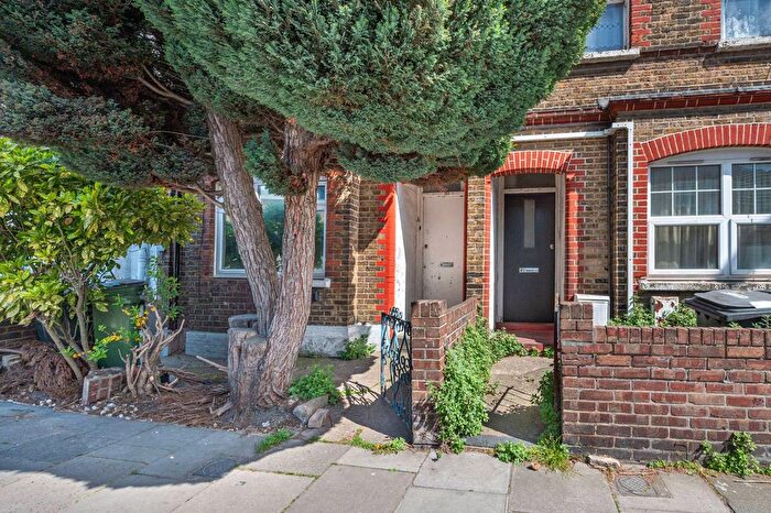 1 Bedroom Flat For Sale In Trundleys Road, Deptford, London, SE8