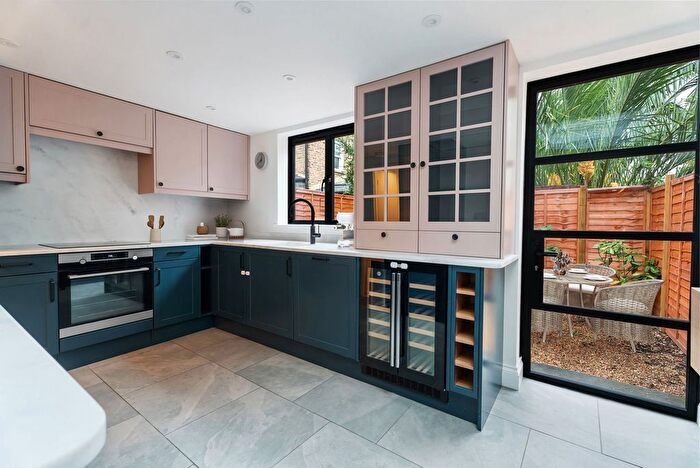 3 Bedroom End Of Terrace House For Sale In Bothwell Street, London, W6