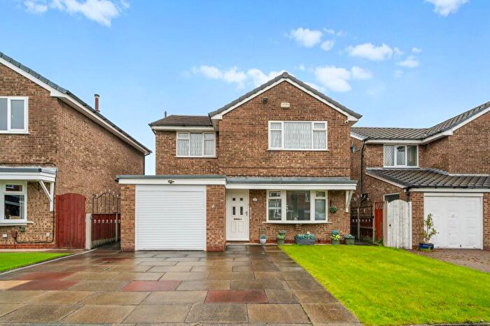 4 Bedroom Detached House For Sale In Little Gate, Westhoughton, BL5