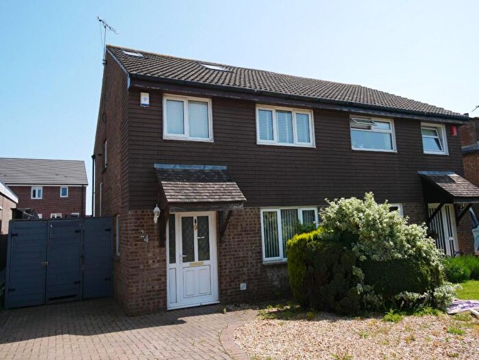 4 Bedroom Semi-Detached House For Sale In Slade Close, Sully, CF64