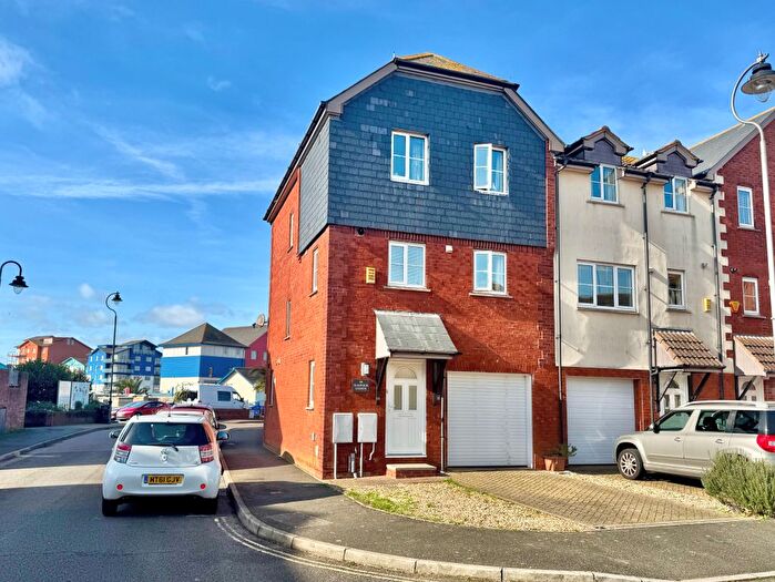 4 Bedroom End Of Terrace House For Sale In Shelly Reach, Exmouth, EX8