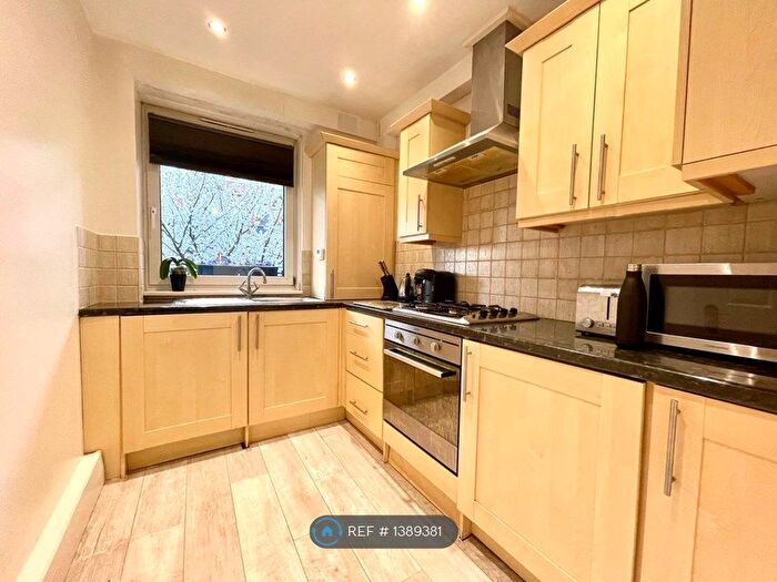 1 Bedroom Flat To Rent In Druid Street, London, SE1