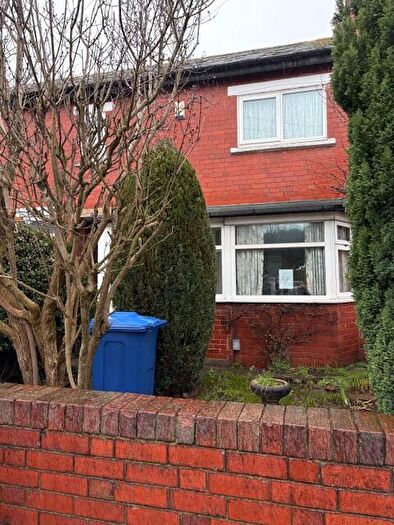 3 Bedroom Terraced House For Sale In Dixon Crescent, Hexthorpe, Doncaster, DN4
