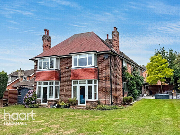5 Bedroom Detached House For Sale In Watnall Road, Nottingham, NG15