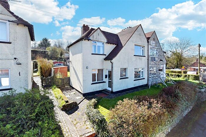 3 Bedroom Semi Detached House For Sale In Stonehall Road, Lydden, Dover, Kent, CT15