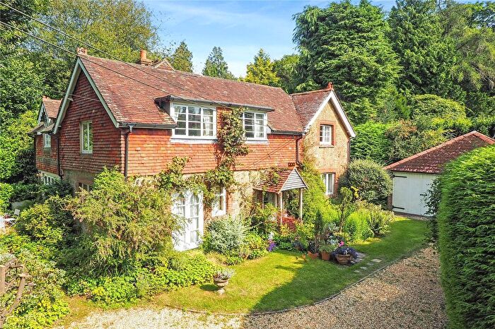 4 Bedroom Detached House For Sale In Hill Brow Road, Hill Brow, Liss, Hampshire, GU33