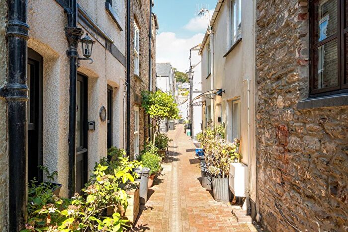 1 Bedroom Terraced House For Sale In Lower Market Street, Looe, Cornwall, PL13