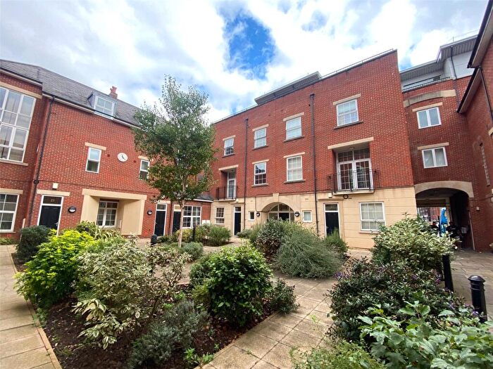 2 Bedroom Apartment For Sale In Golden Lion Court, Redcliffe Street, Bristol, BS1