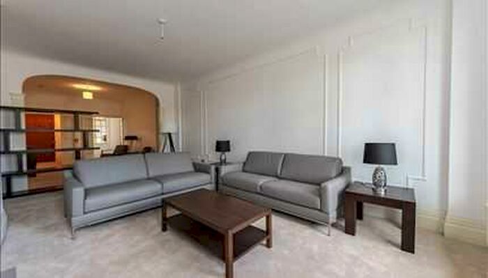 5 Bedroom Apartment To Rent In Park Road, London, NW8