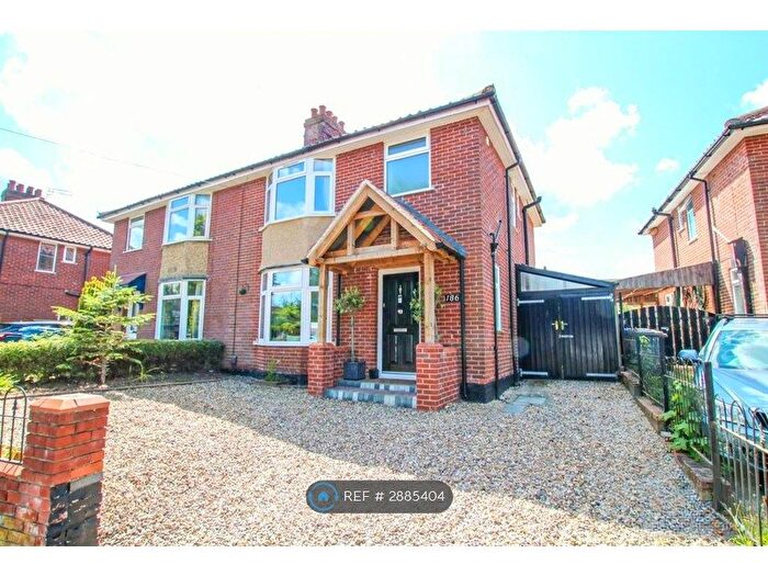 3 Bedroom Semi-Detached House To Rent In Woodcock Road, Norwich, NR3