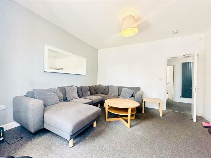 1 Bedroom House To Rent In Beeston Road, Nottingham, NG7