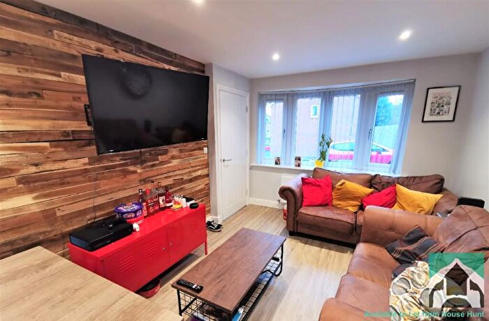 6 Bedroom Semi-Detached House To Rent In Heeley Road, Birmingham, B29