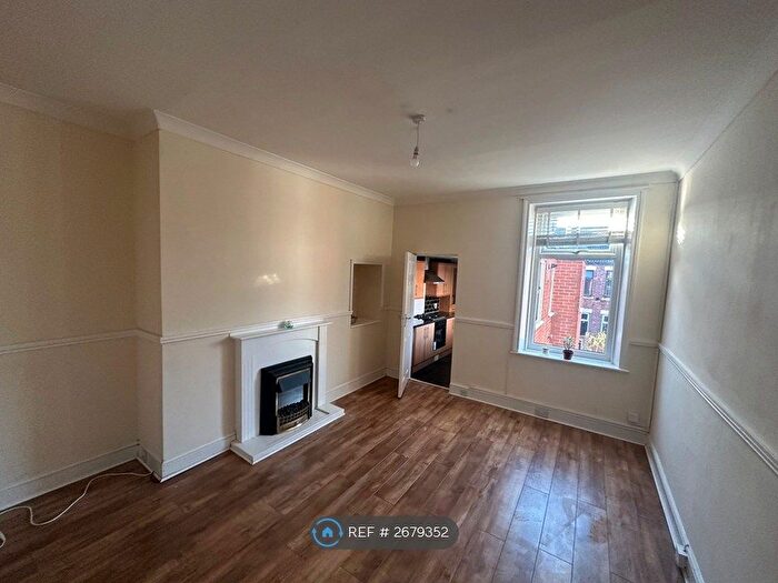 3 Bedroom Flat To Rent In Elsdon Terrace, North Shields, NE29