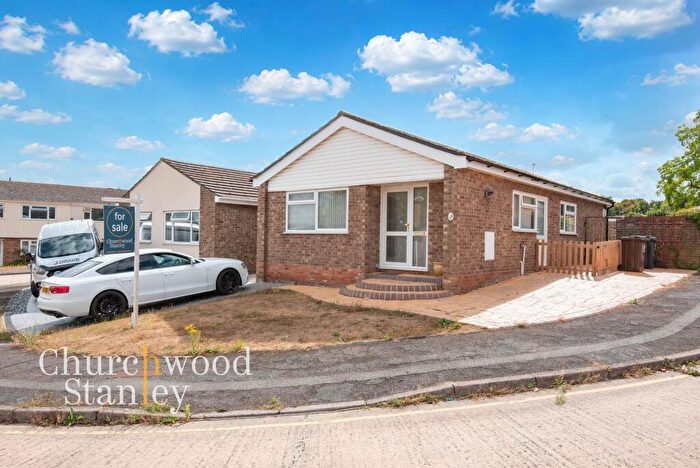2 Bedroom Detached Bungalow For Sale In Kings Close, Lawford, CO11