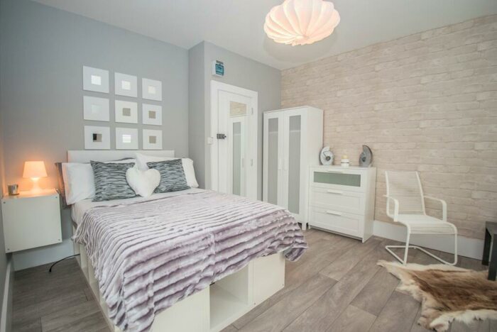 Studio To Rent In Harcourt Street, Luton, Bedfordshire, LU1