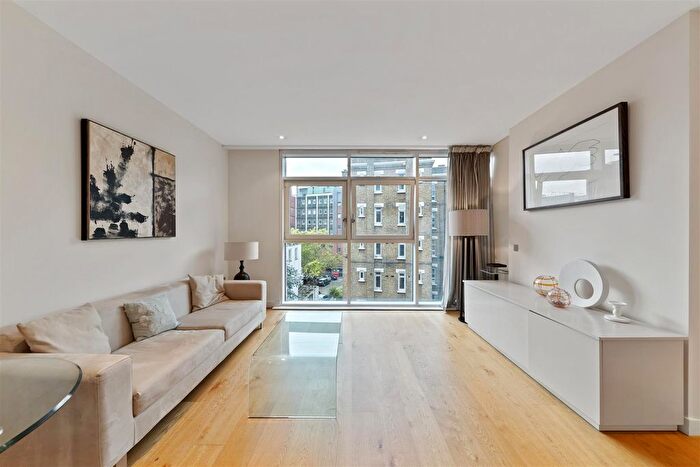 1 Bedroom Flat To Rent In Hepworth Court, Gatliff Road, Grosvenor Waterside, SW1W