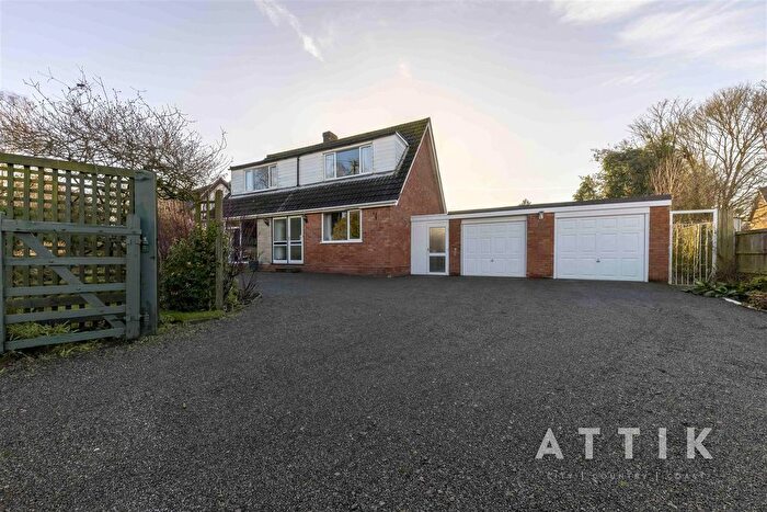 4 Bedroom Detached House For Sale In Thynnes Lane, Mattishall, Dereham, NR20