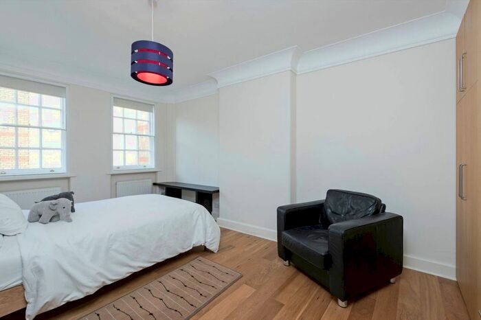1 Bedroom Flat To Rent In Kings Road, Chelsea, London, SW3