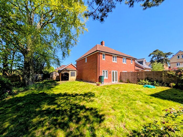 3 Bedroom Semi-Detached House For Sale In Rudgard Way, Liphook, GU30